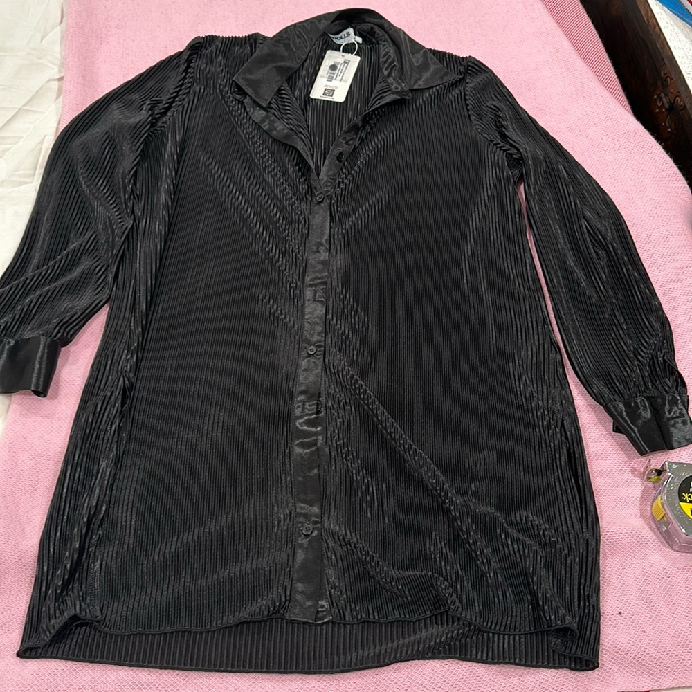 Rebdolls Jamila plisse button up blouse and wide plisse leg pant black